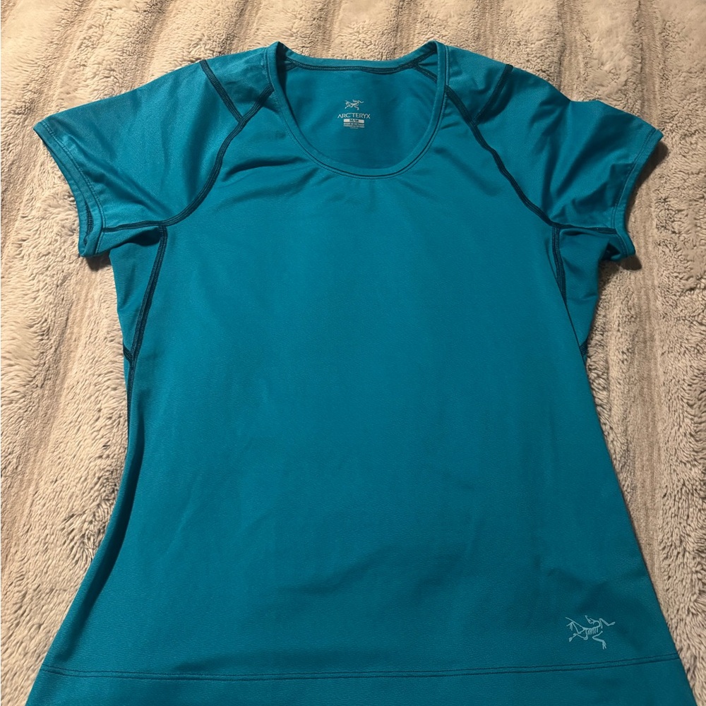 Arc'teryx Teal Short Sleeve Top